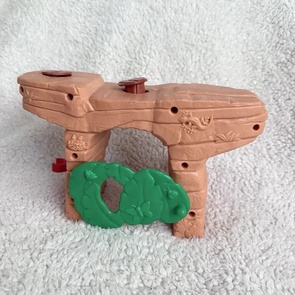 Little People Fisher Price A to Z Learning Zoo Playset Cave Only